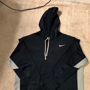 Men’s Nike Thermafit pullover hoodie